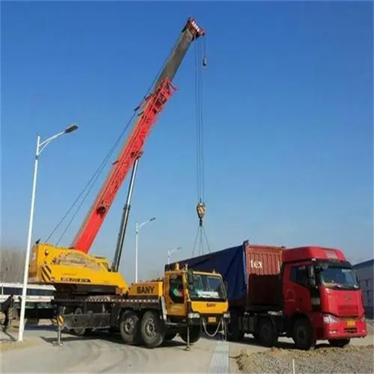 雄县吊车出租吊装大件的时候的注意事项